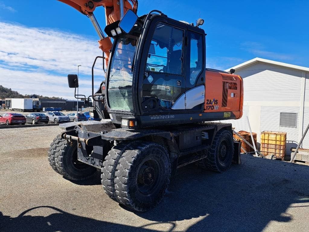 Hitachi ZX170WT-5